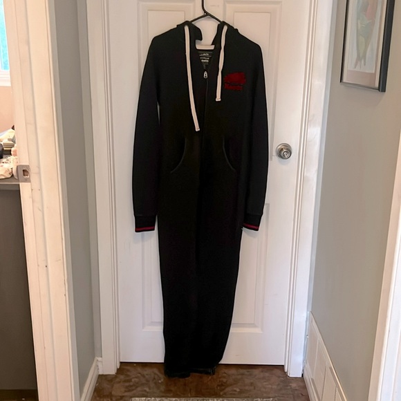 Roots one piece cabin sweats - Picture 1 of 2